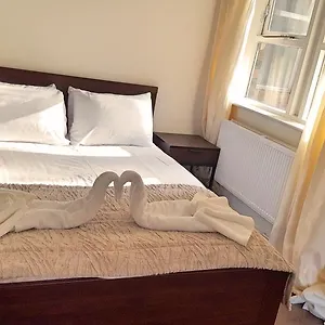 3* Pensjonat Sefton Grange